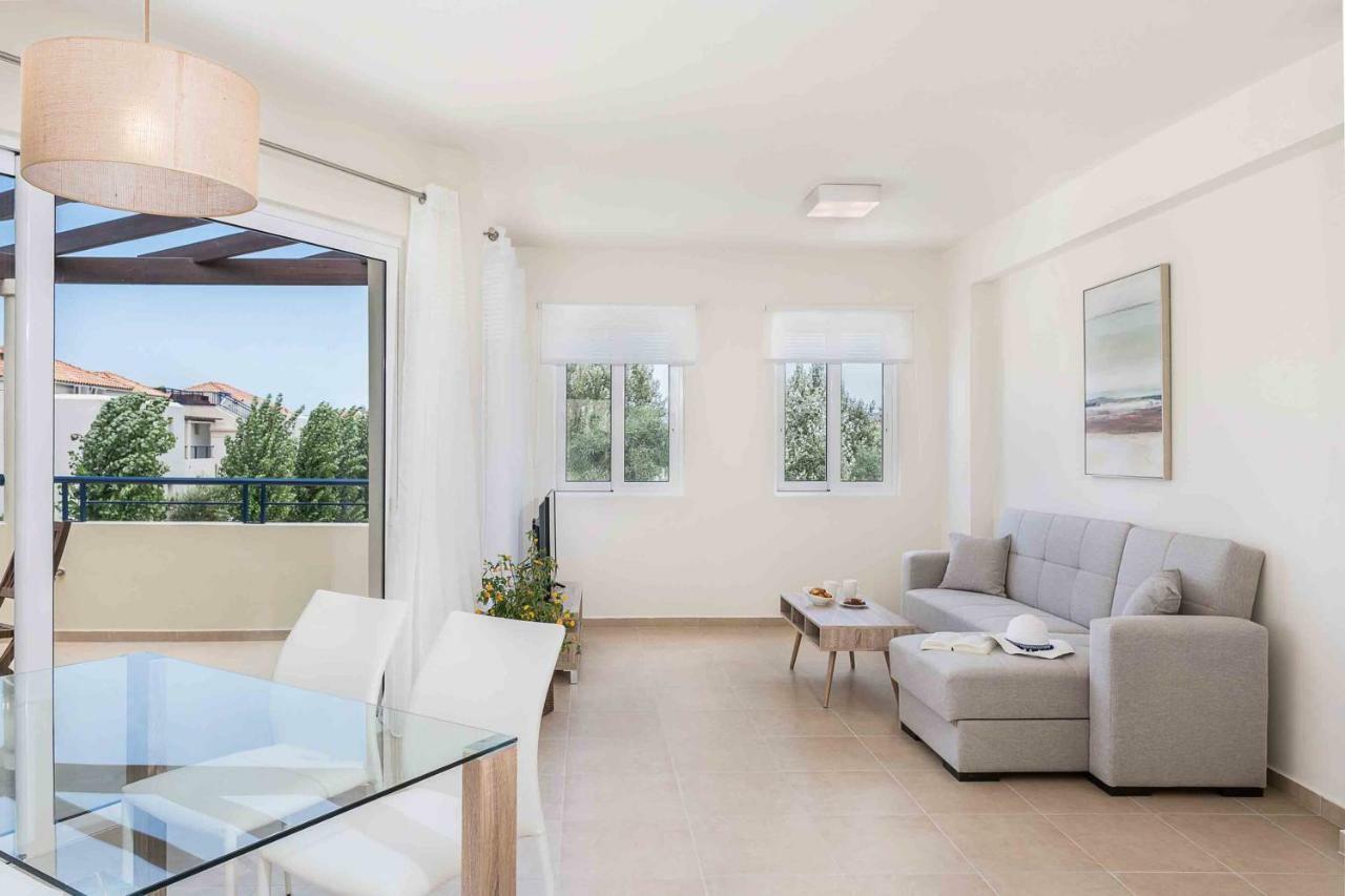 Resitour - Aphrodite Beachfront Pirgos Psilonerou Luaran gambar