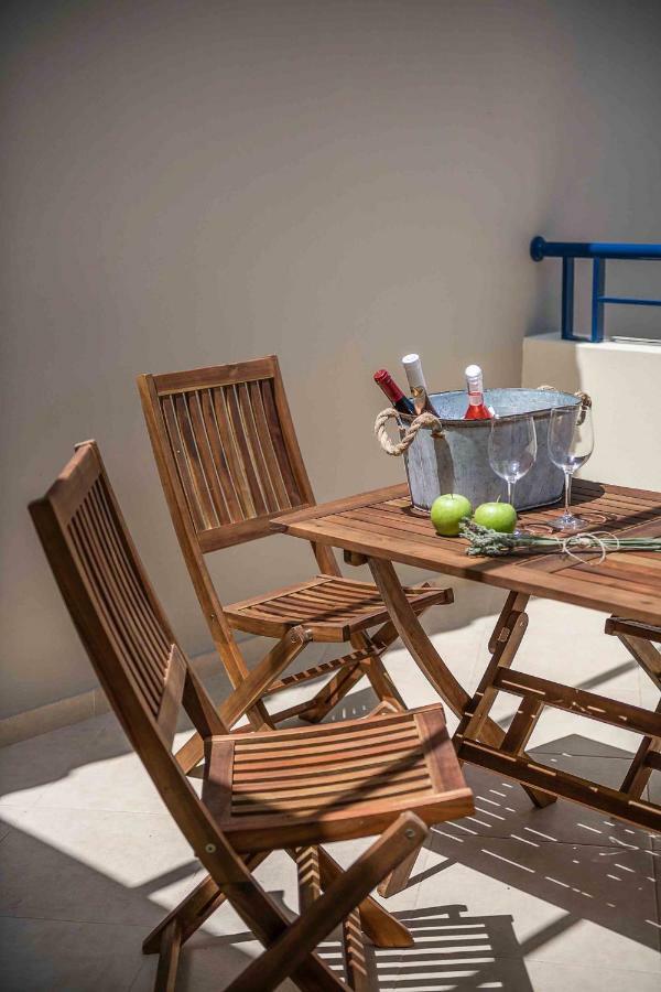 Resitour - Aphrodite Beachfront Pirgos Psilonerou Luaran gambar